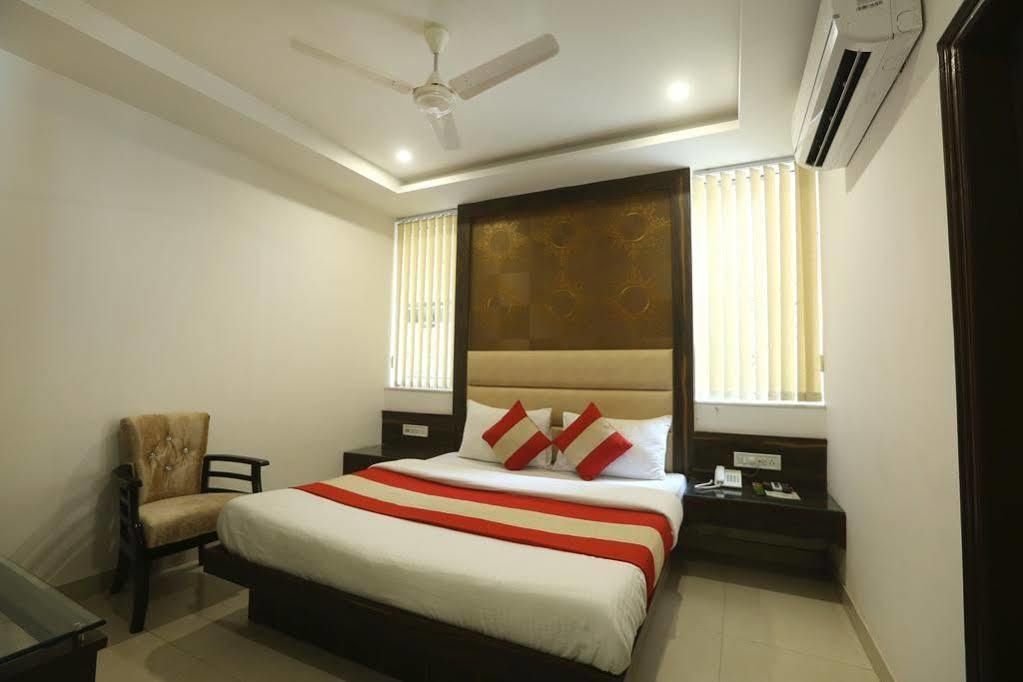 Itsy By Treebo - Baba Residency Hotel New Delhi Exterior foto