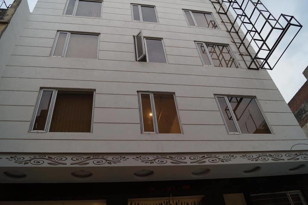 Itsy By Treebo - Baba Residency Hotel New Delhi Exterior foto